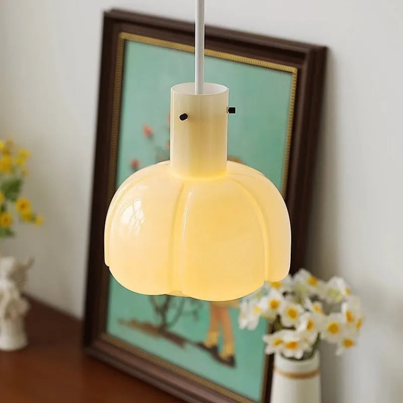 Medieval retro glass bud chandelier pendant light in a choice of six colours for dining room or bedroom