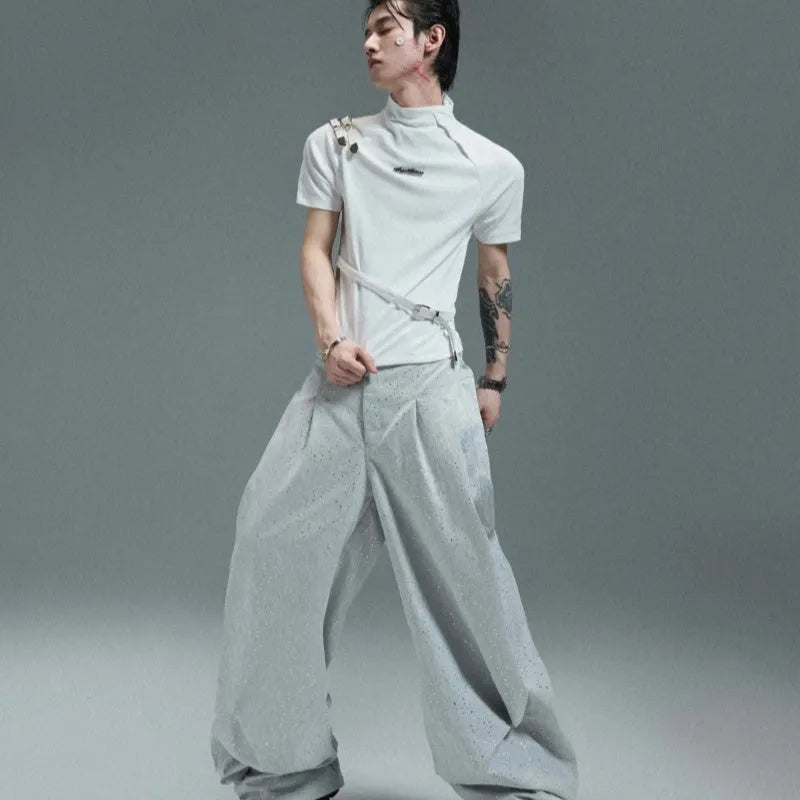 Men's slim fit cotton T-shirt with metal belt collar design in white or black colour