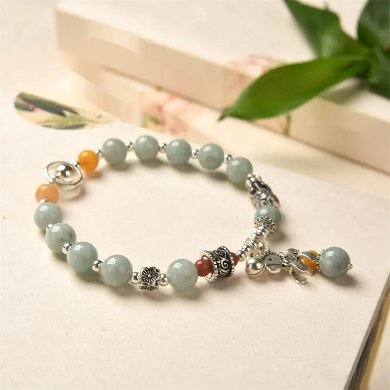 Natural emerald niche senior vintage bracelet with manual DIY craftsmanship, natural jade and alloy, retro style