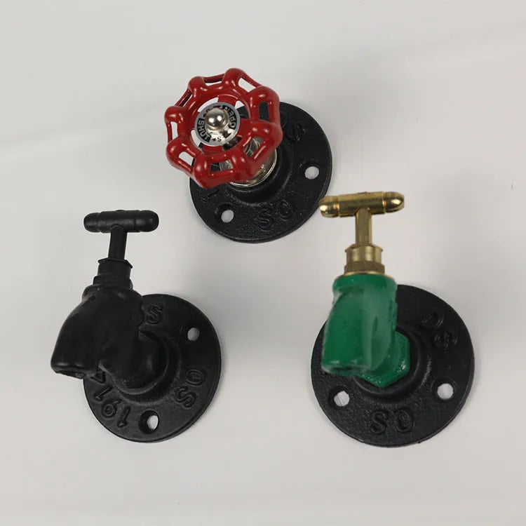 Water pipe style metal towel rack wall hook in black, green or red colour with polished finish