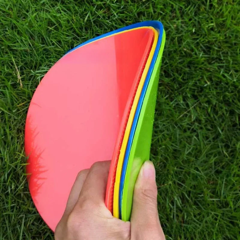 Football training target disc in TPE material with 23cm diameter and 3mm thickness