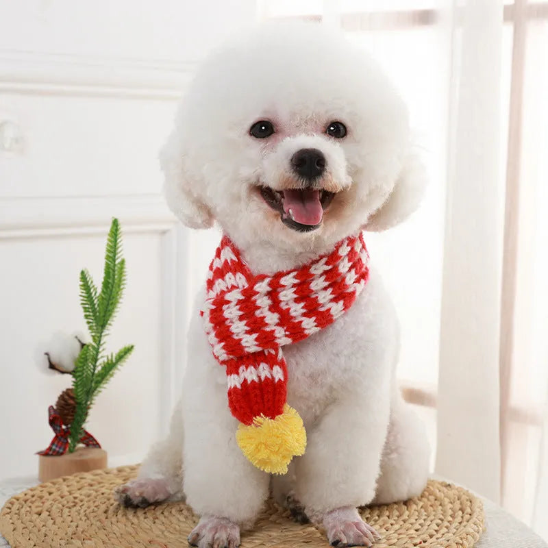 Polyester dog scarf for autumn and winter in red and white, suitable for small to large dogs