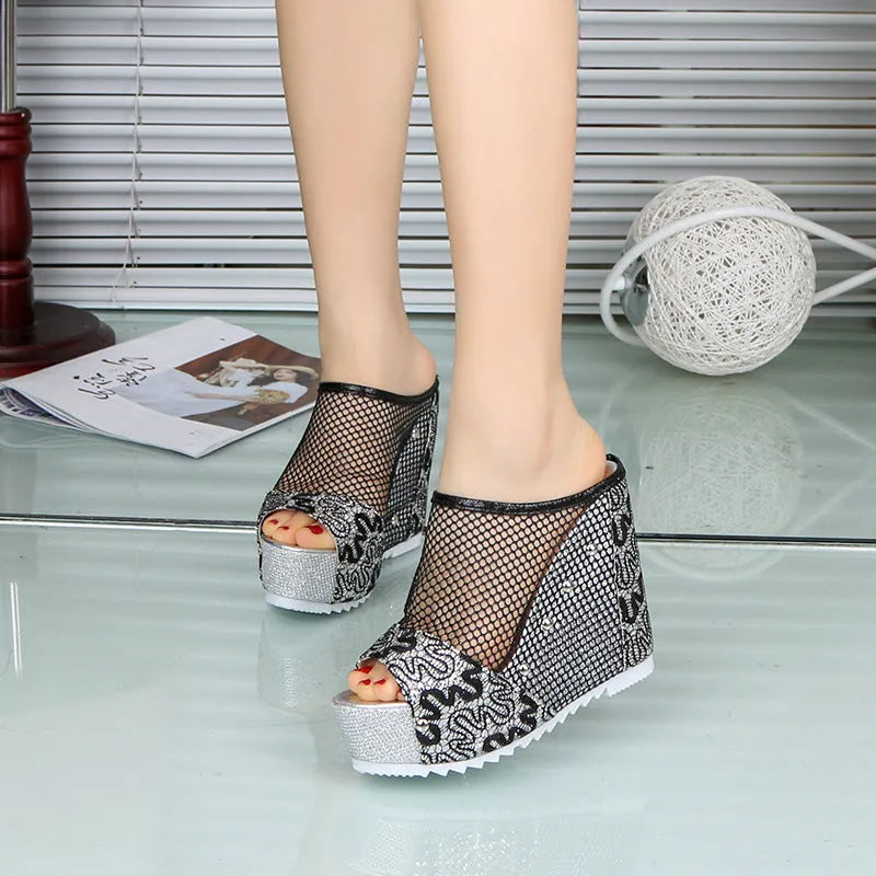 Chunky heel waterproof platform sandals with hollowed-out heel design in black colour