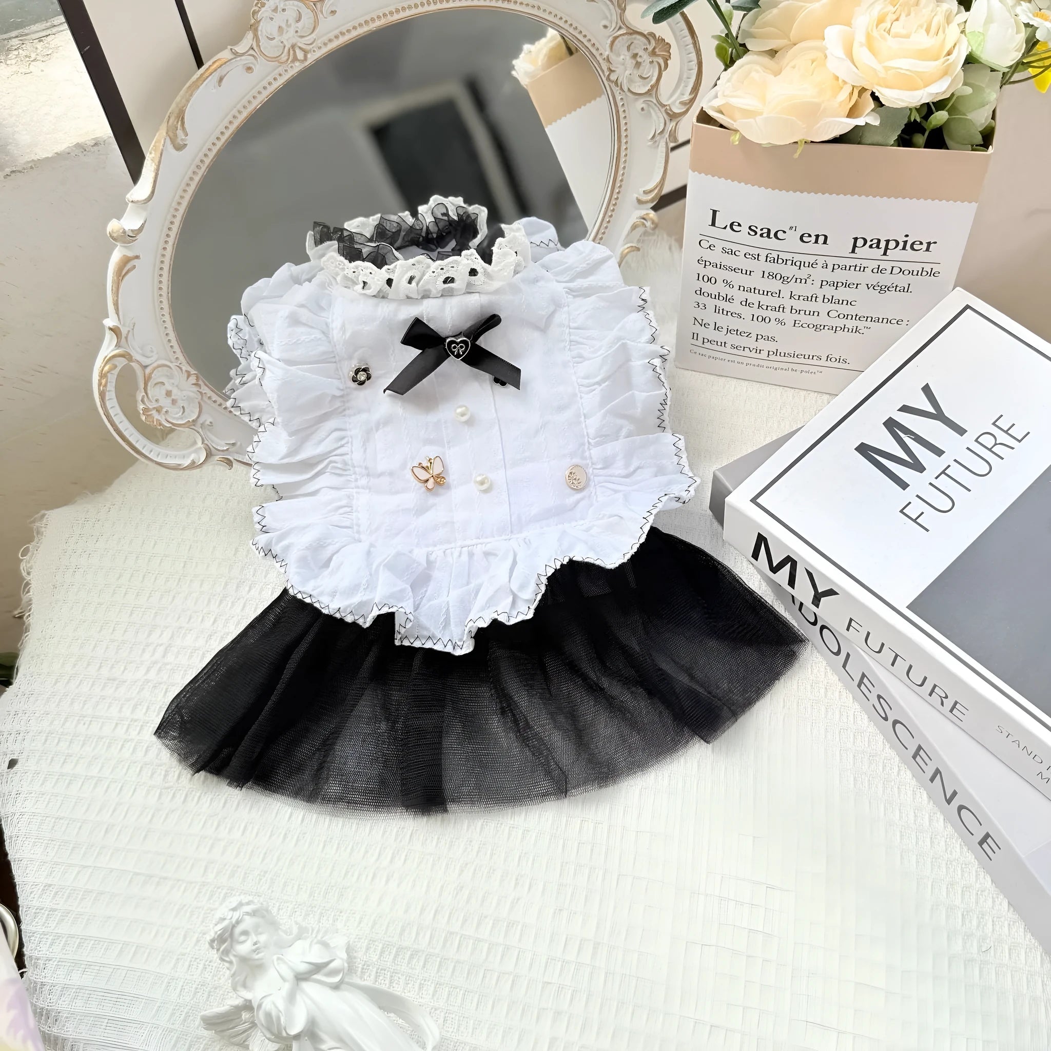 White polyester princess-style waltz gauze skirt for small to medium dogs