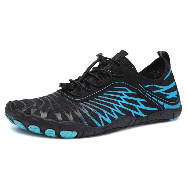 Men's outdoor casual sports shoes with lace-up front, breathable gauze lining, and non-slip rubber outsole