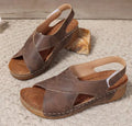 Roman sandals with platform sole and Velcro fastening in earth tone colours
