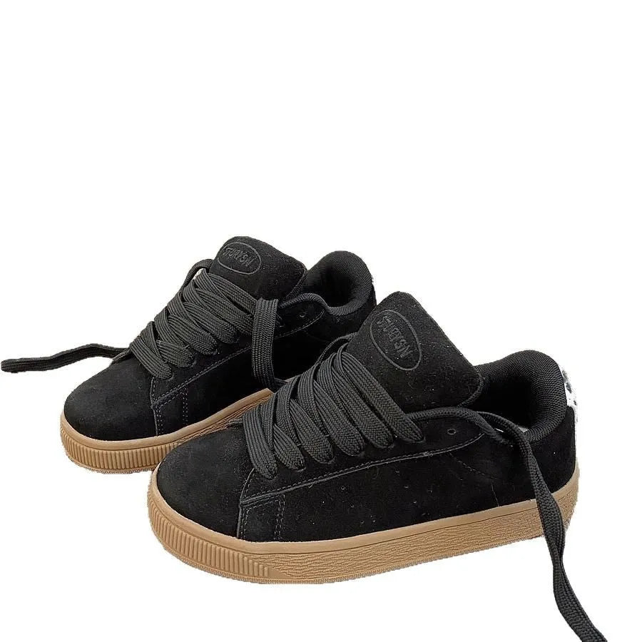Black retro low-top sneakers with waterproof platform, round toe, and lace-up closure for men and women