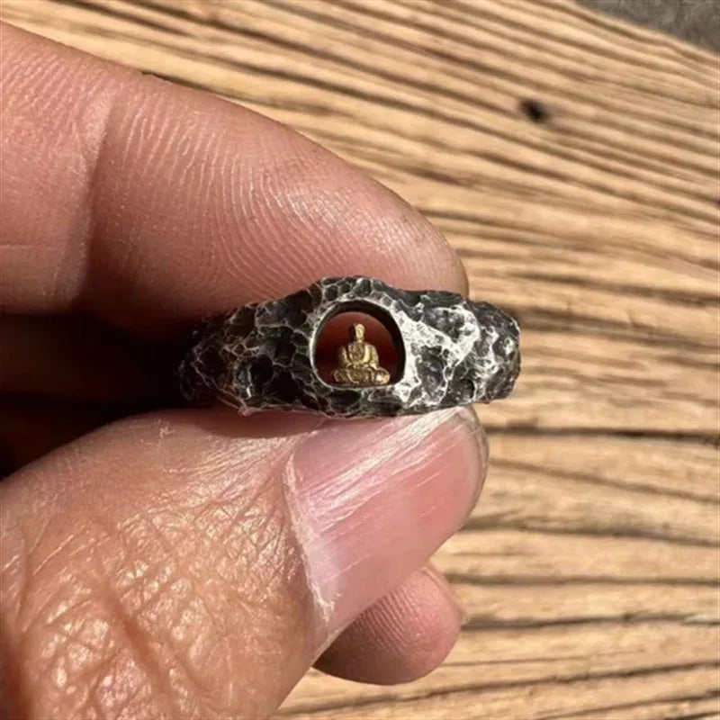 Grotto Buddha hand-forged copper ring with rock texture, UK size 8