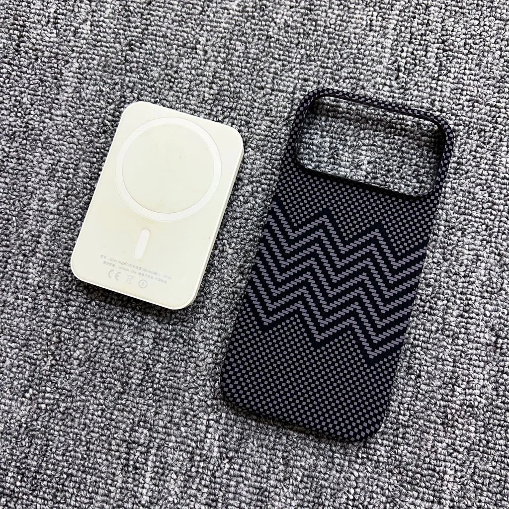 Carbon fiber kevlar magnetic gradient phone case for iPhone 17 Pro Max with plaid pattern in Sunset Gold.