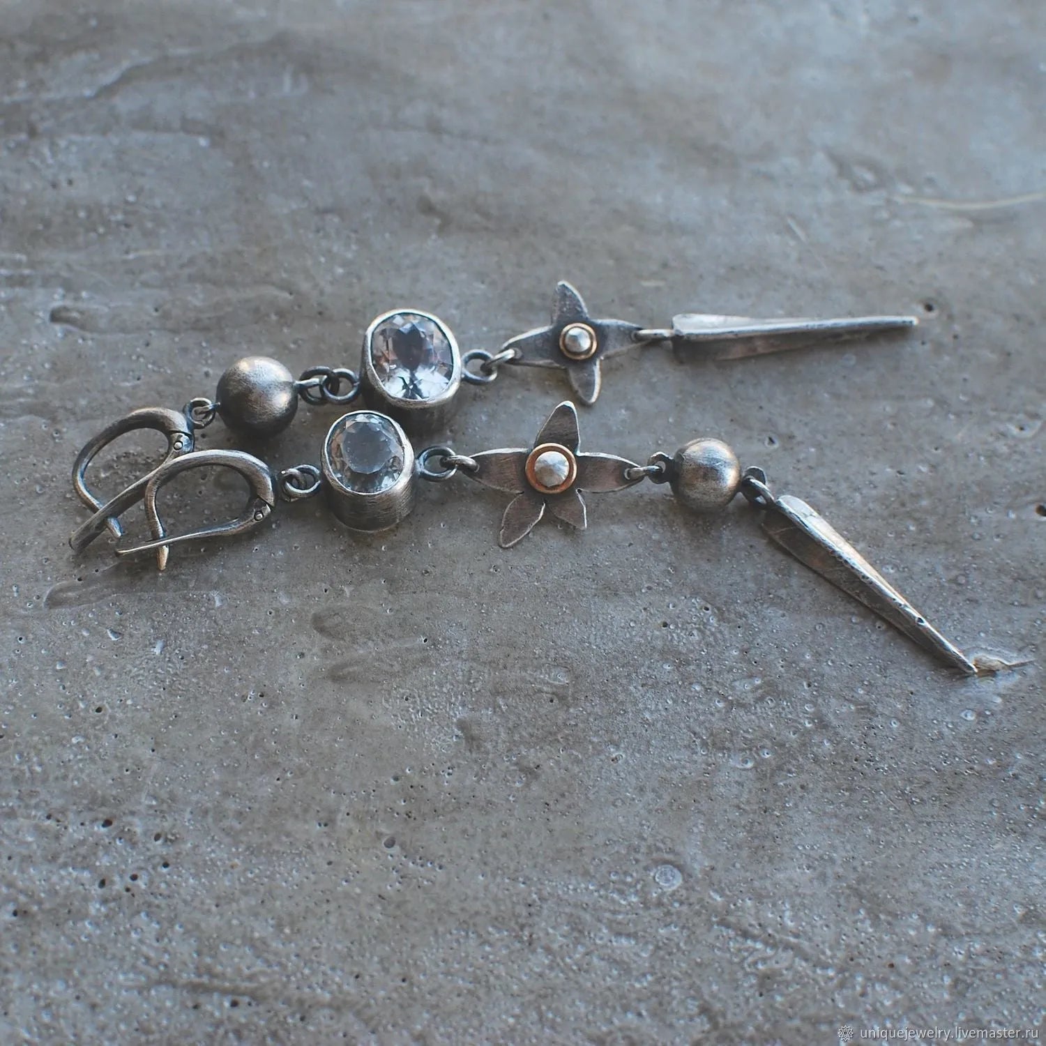 Geometric antique silver rhinestone pendant earrings with XINGX design on long alloy ear studs