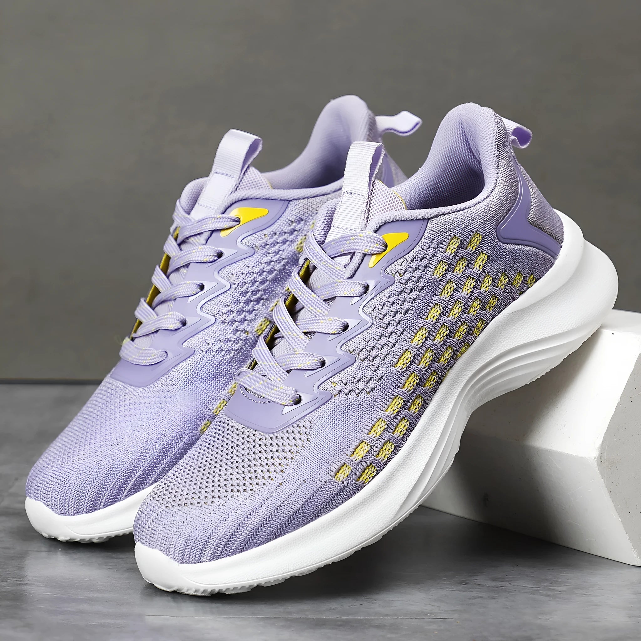 Women's Flyknit running shoes in lavender purple with EVA sole and mesh upper