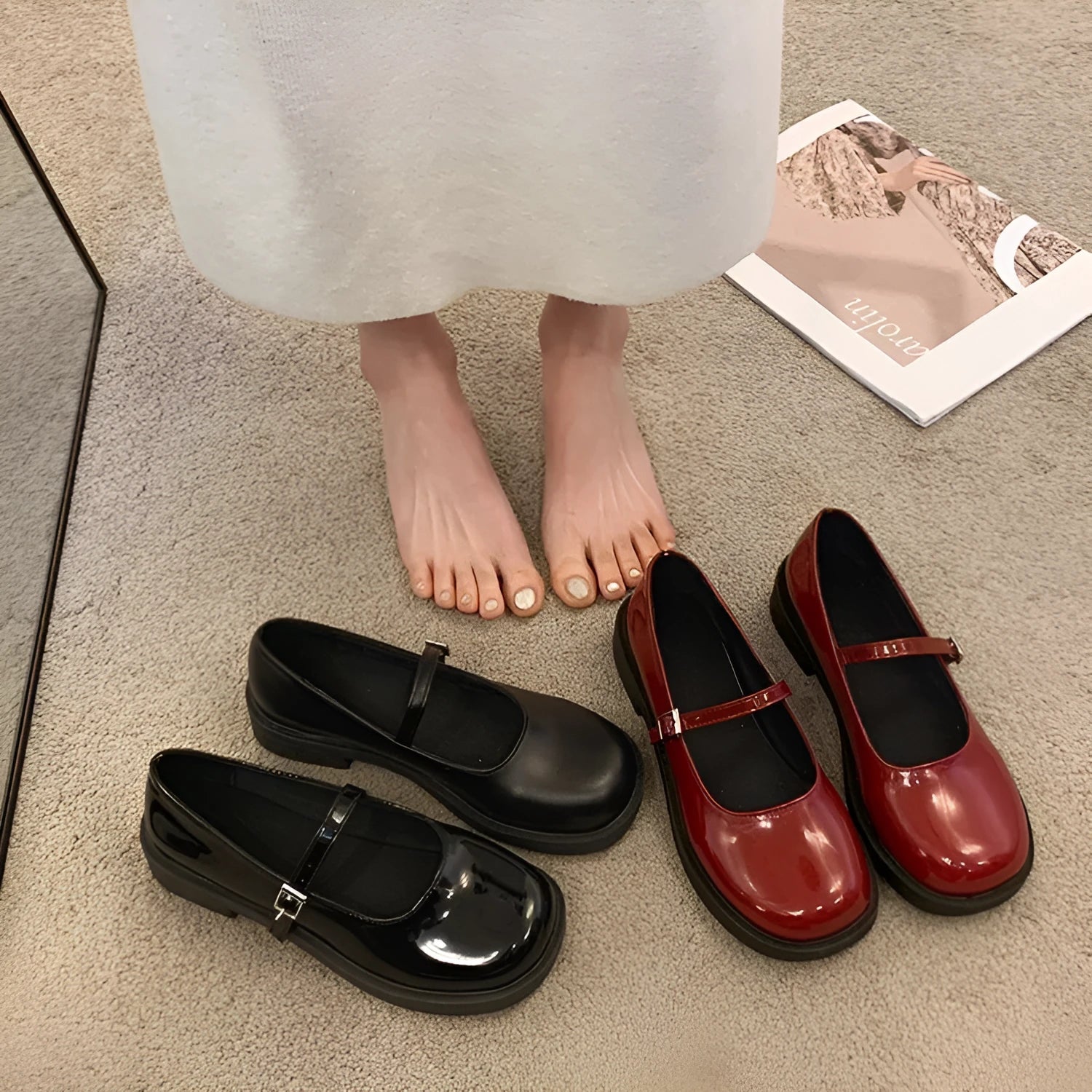 Women's solid colour French vintage flat shoes with round toe in red, light black, or matte black.