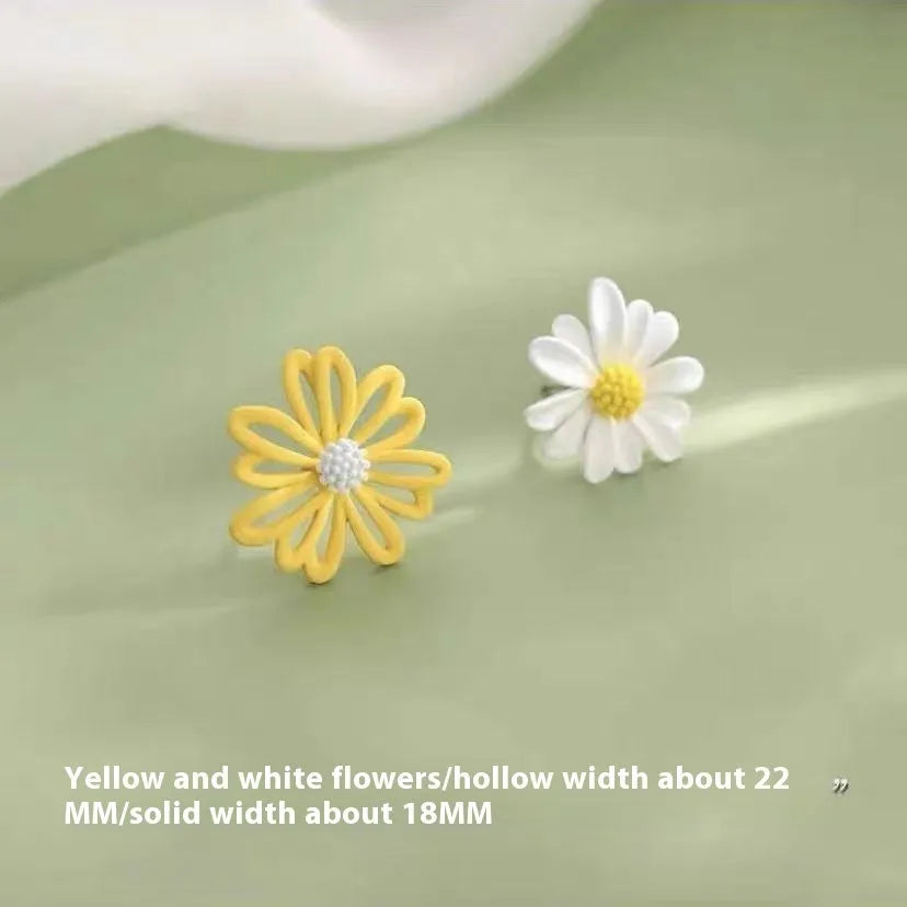 Cartoon flower alloy stud earrings in blue and orange, white and green, or yellow and white two-tone colours