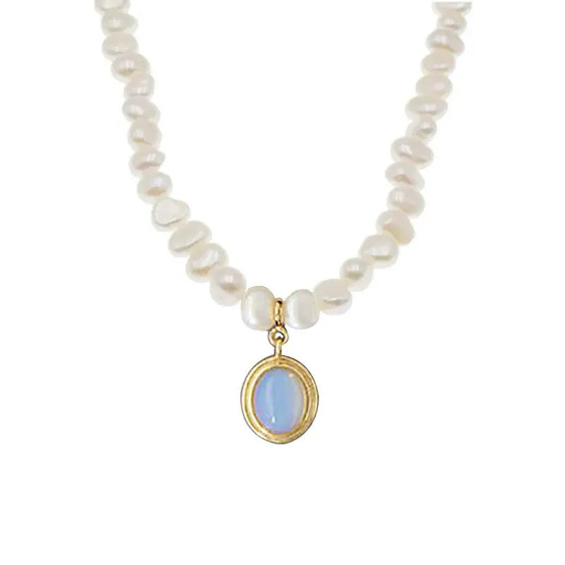 Geometric pearl pendant silver necklace with adjustable chain length