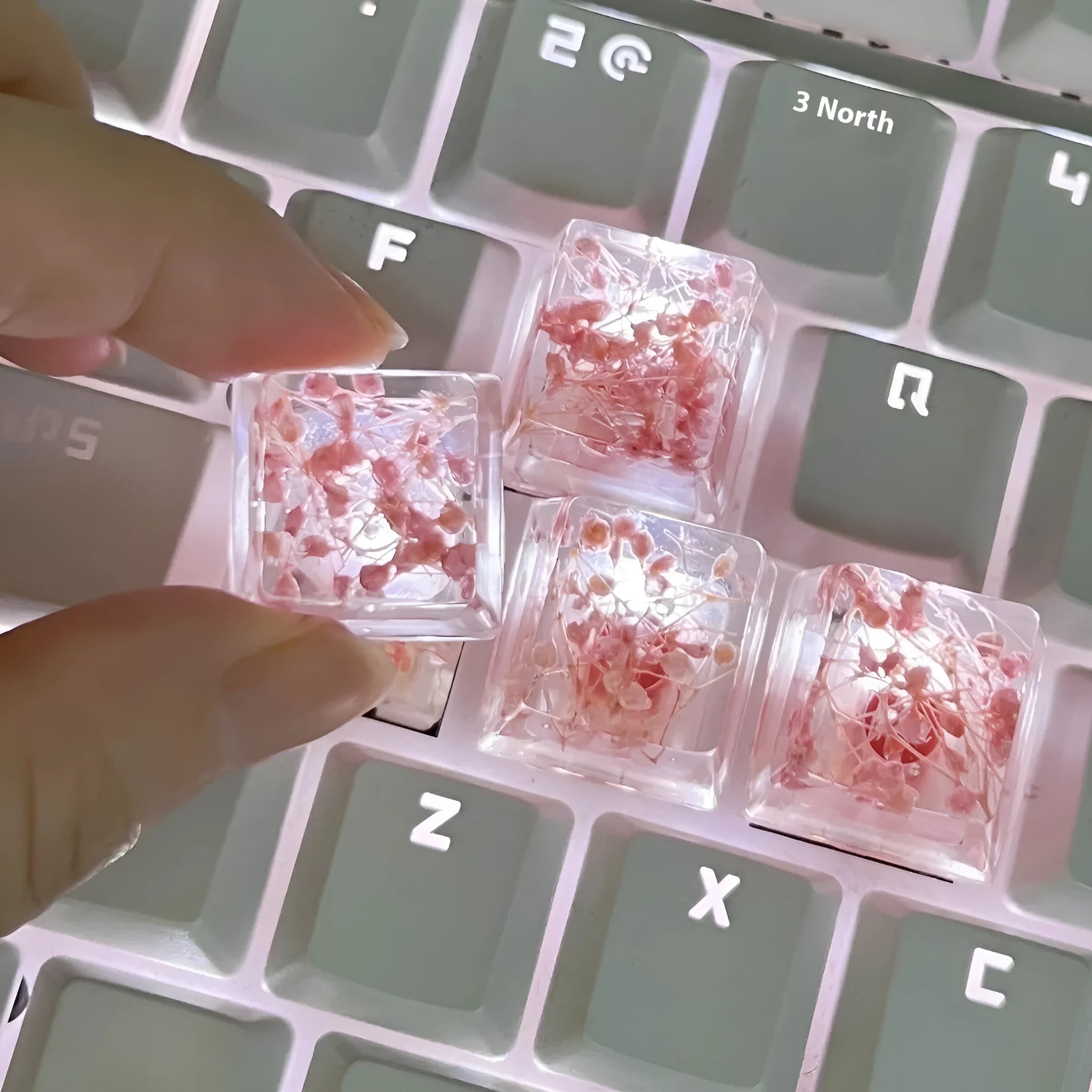 Transparent resin mechanical keyboard keycap with starry sky pattern in four colour options