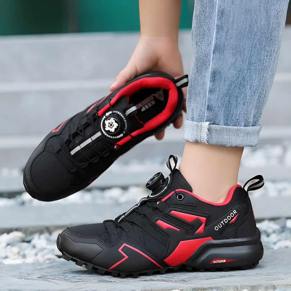 Men's beige elastic band hiking shoes with a synthetic leather upper and rubber sole.