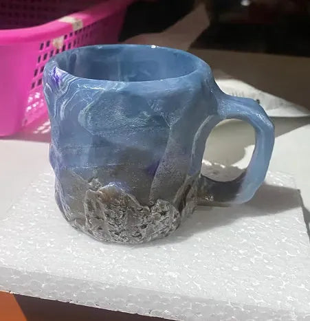 400ml resin coffee mug with handle in a choice of colours including blue, purple, and rock pattern.