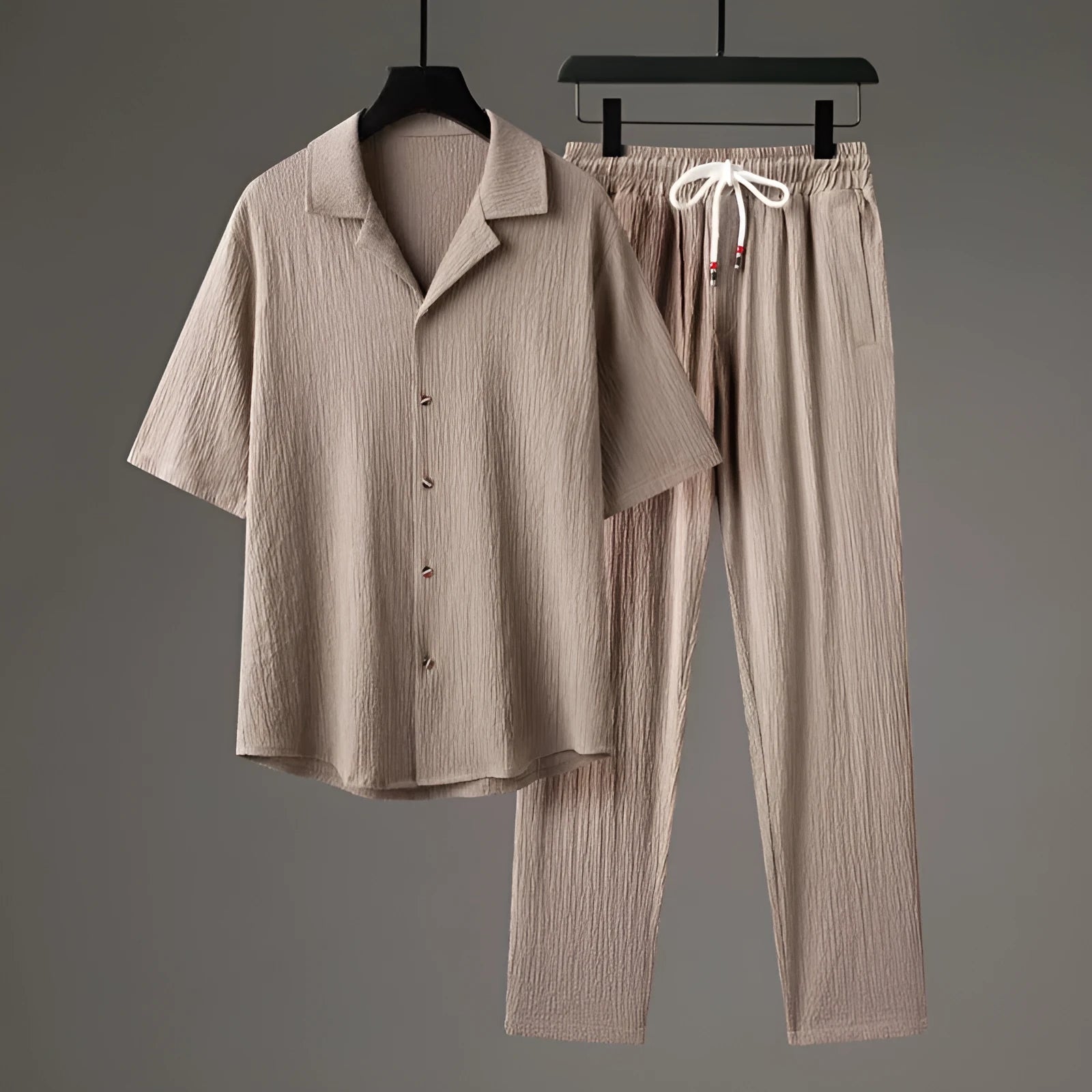 Casual men's Chinese style two-piece set with short-sleeved top and trousers in polyester with wool lining, white suit colour option