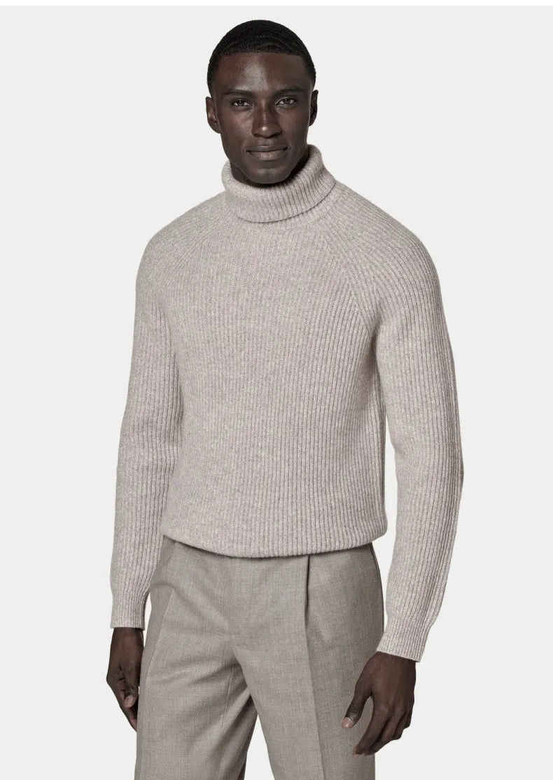 Cashmere men's high-neck knitted sweater in oat colour, long sleeves, 100% goat hair pullover