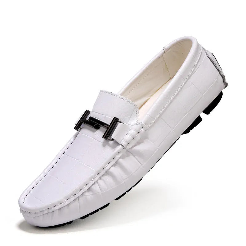 Men's casual leather shoes with elastic buckle in black, blue, bronze or white colours