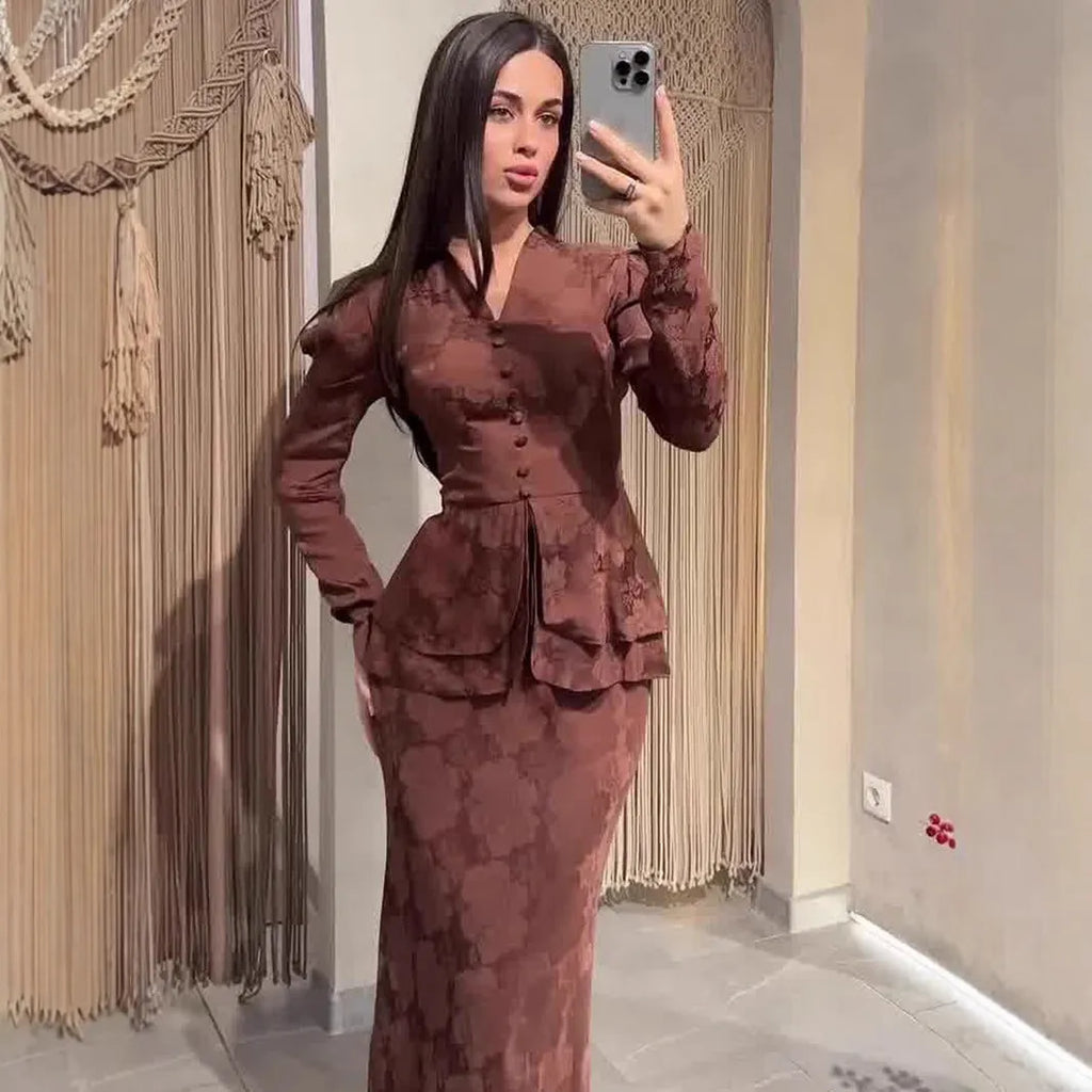 Dark brown retro floral print dress with long sleeves and fake two-piece design