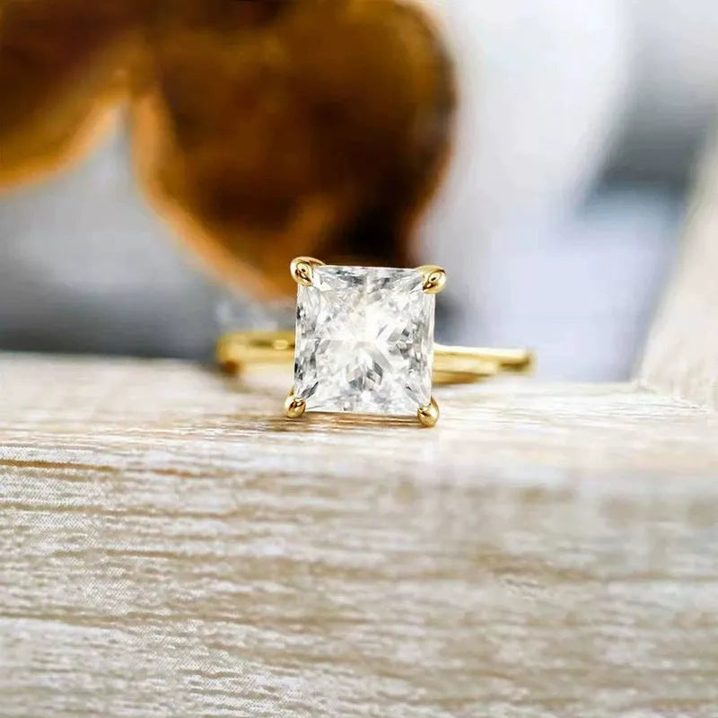 925 silver geometric round ring with zirconia accents in silver finish