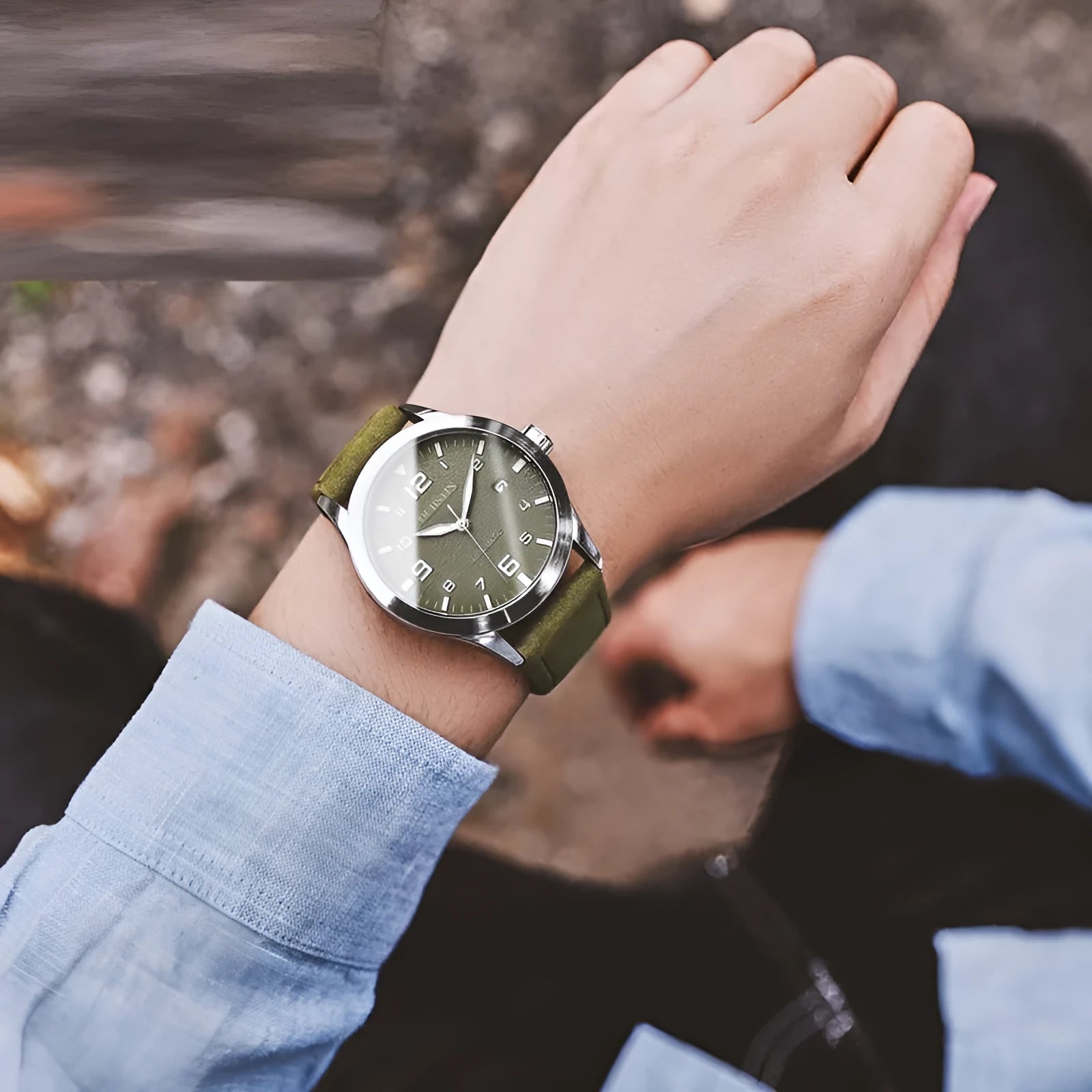 Men's retro leather automatic mechanical watch with business styling and 12mm thickness