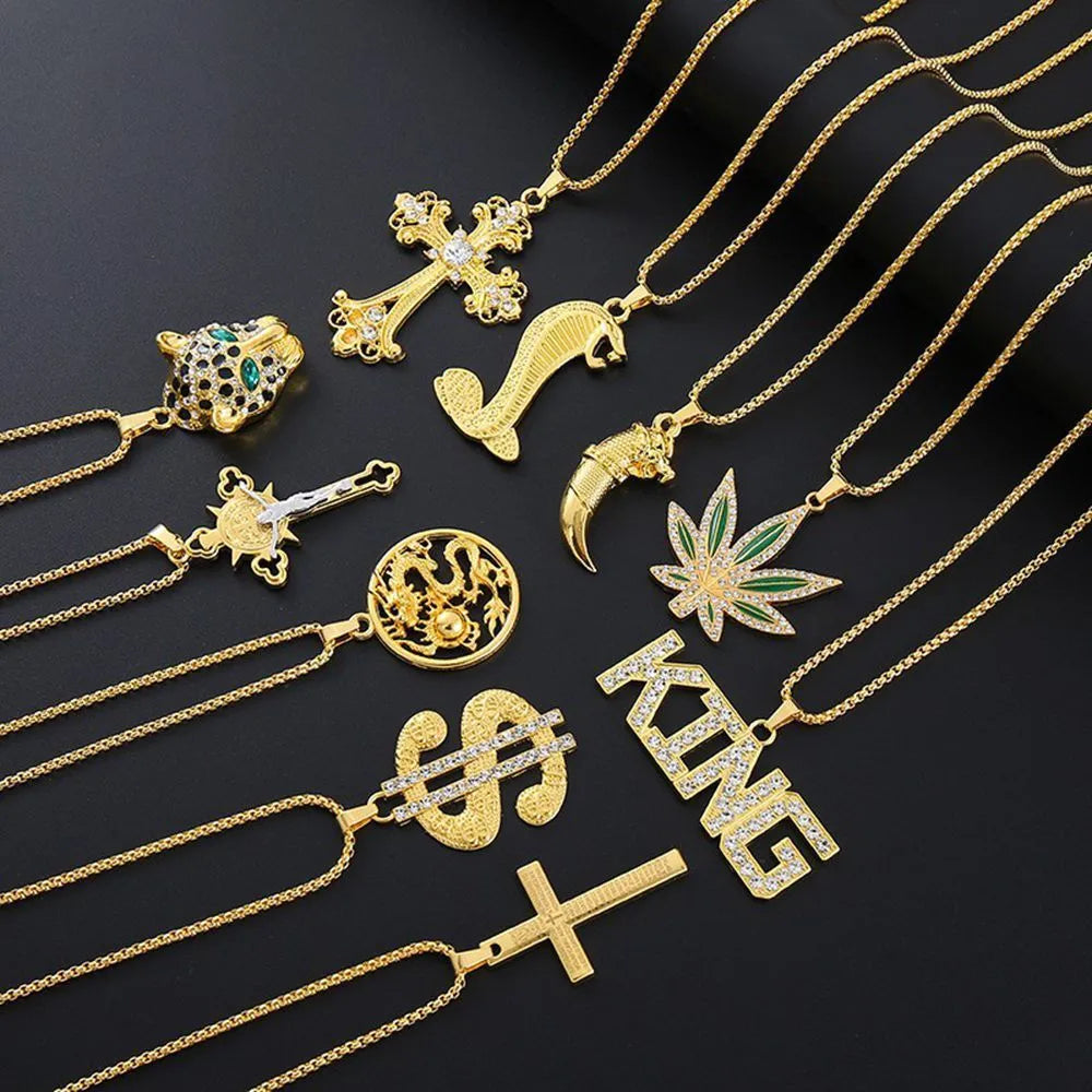 Gold geometric women's necklace with zircon stones and alloy pendant