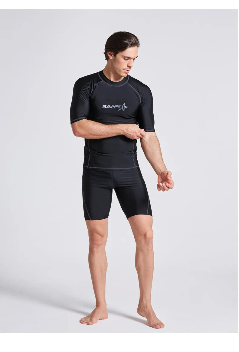 Men's quick-drying half sleeve swimsuit for snorkeling and surfing in nylon fabric