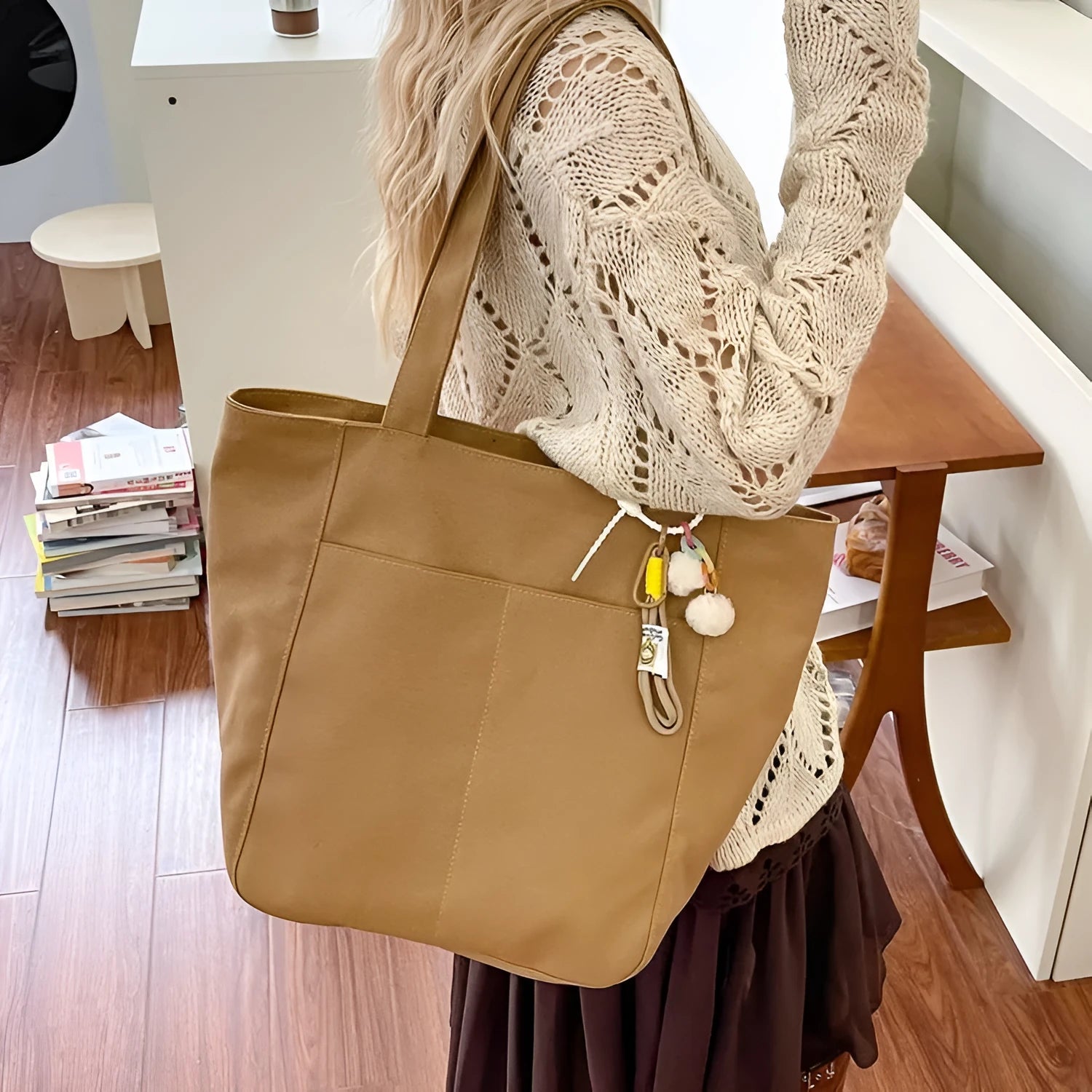 Canvas casual large capacity shoulder bag for women in four colours with pendant options
