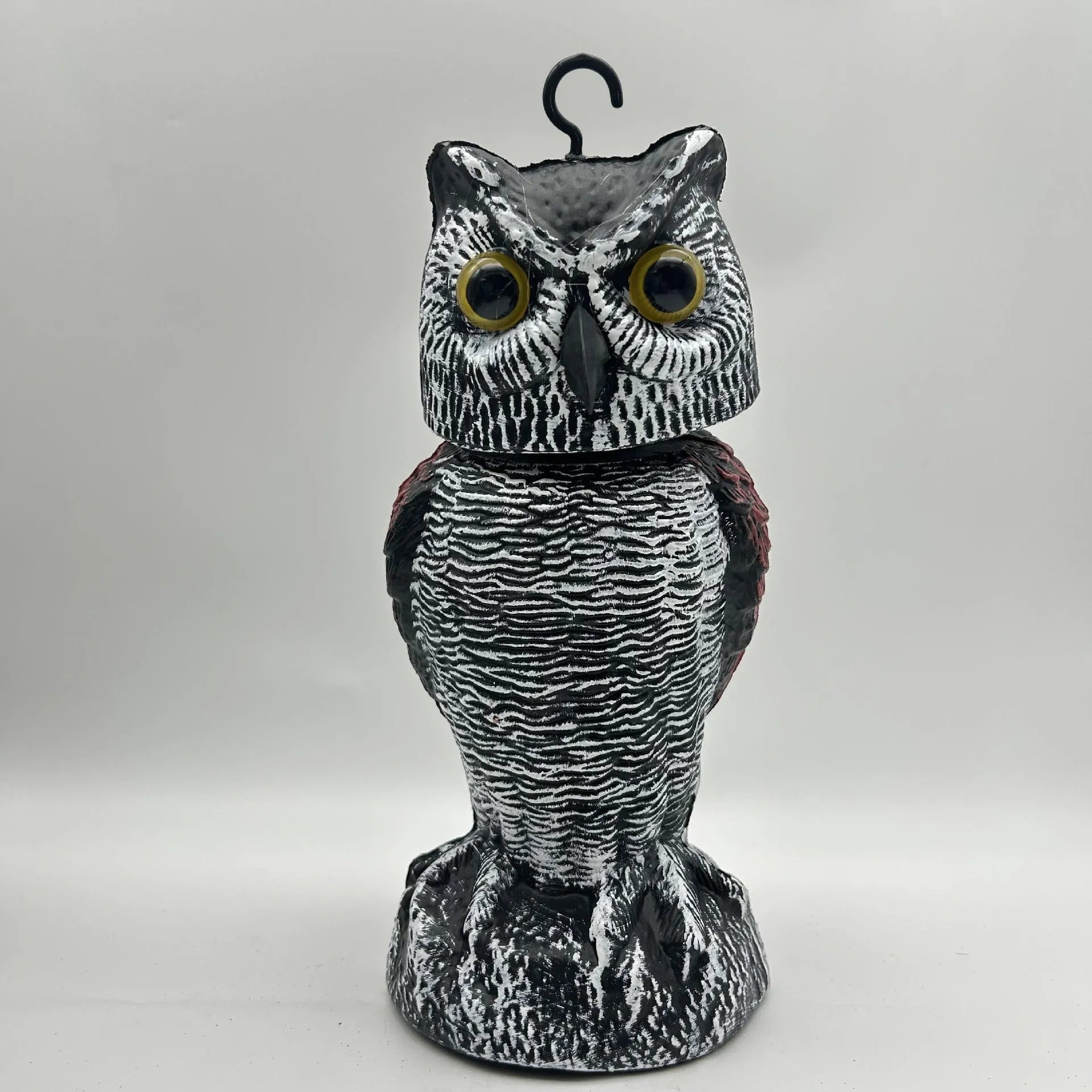 Plastic artificial owl bird deterrent ornament with shaking head design for outdoor pest control