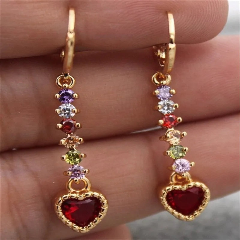 Women's heart-shaped fashion earrings in gold and silver colour options