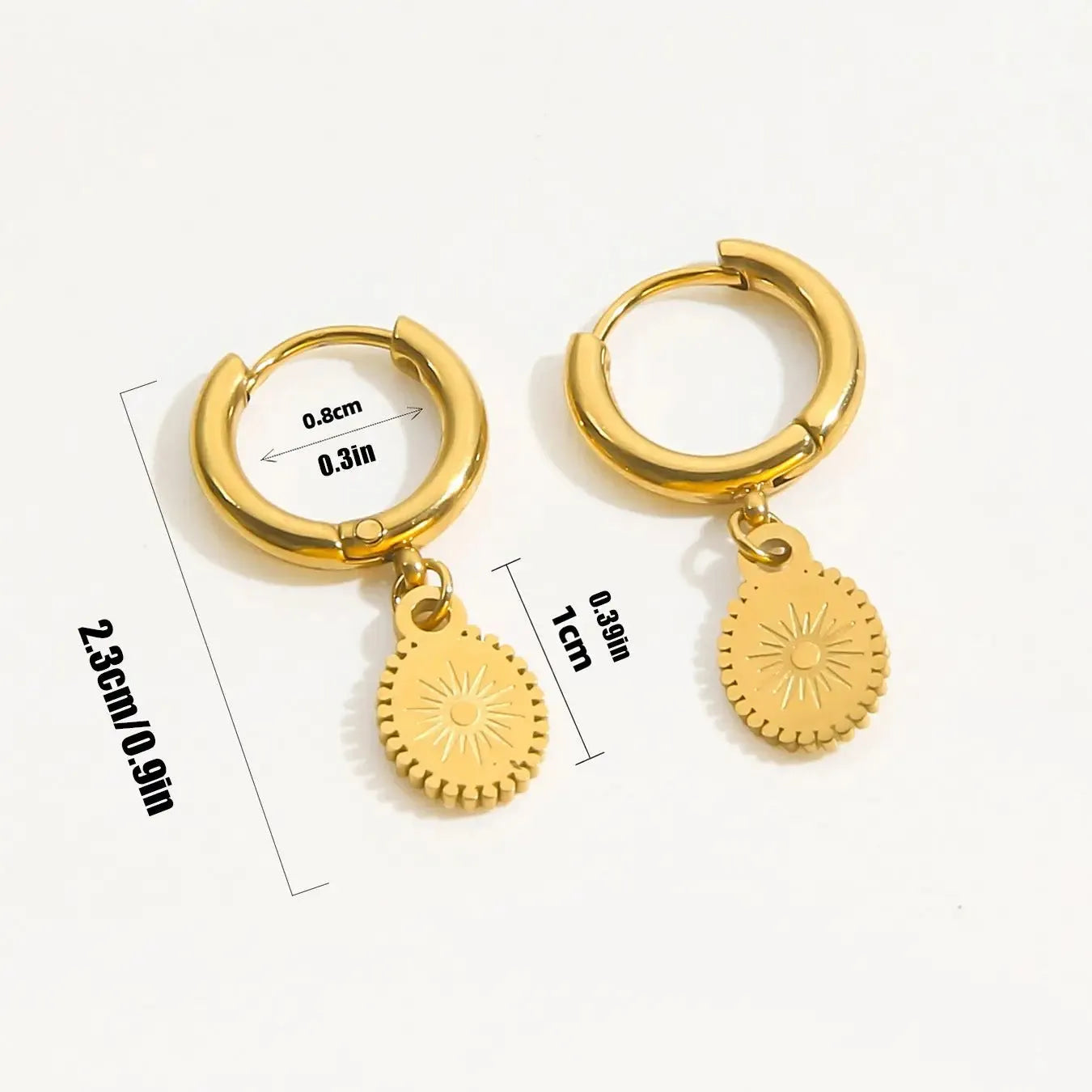 A pair of geometric stainless steel earrings with an ellipse detail, colour XY-EH005.