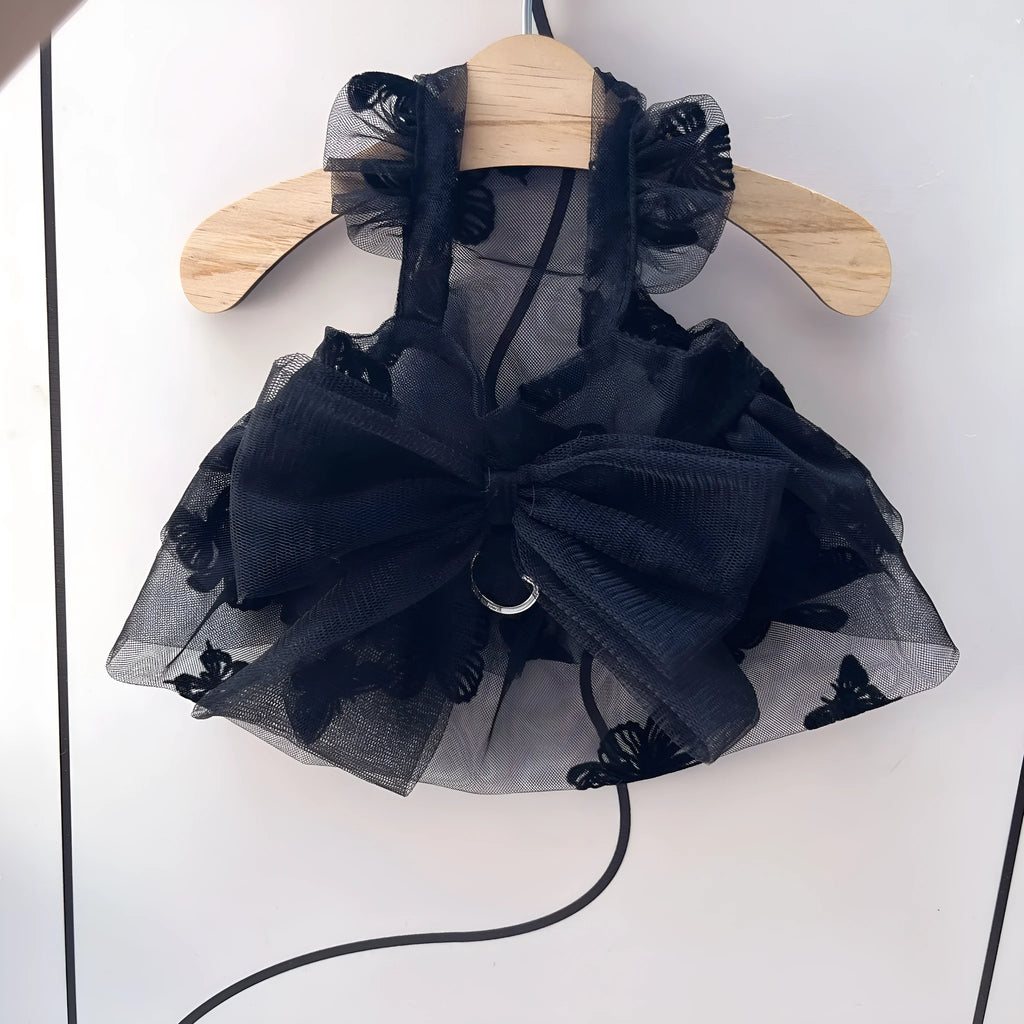 Black gauze princess tulle skirt for small dogs and cats with size chart showing XS to XL options