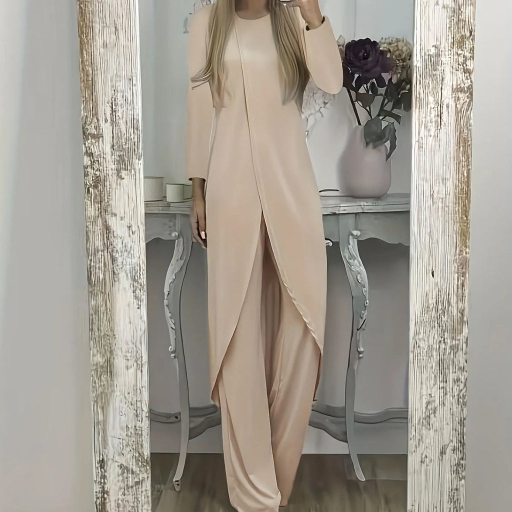 Men's two-piece lounge set with loose fit sweatshirt and trousers in polyester fabric