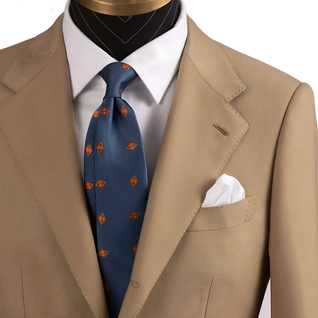 Men's arrow shaped jacquard tie in South Korea silk and polyester yarn, 147cm length, on white background