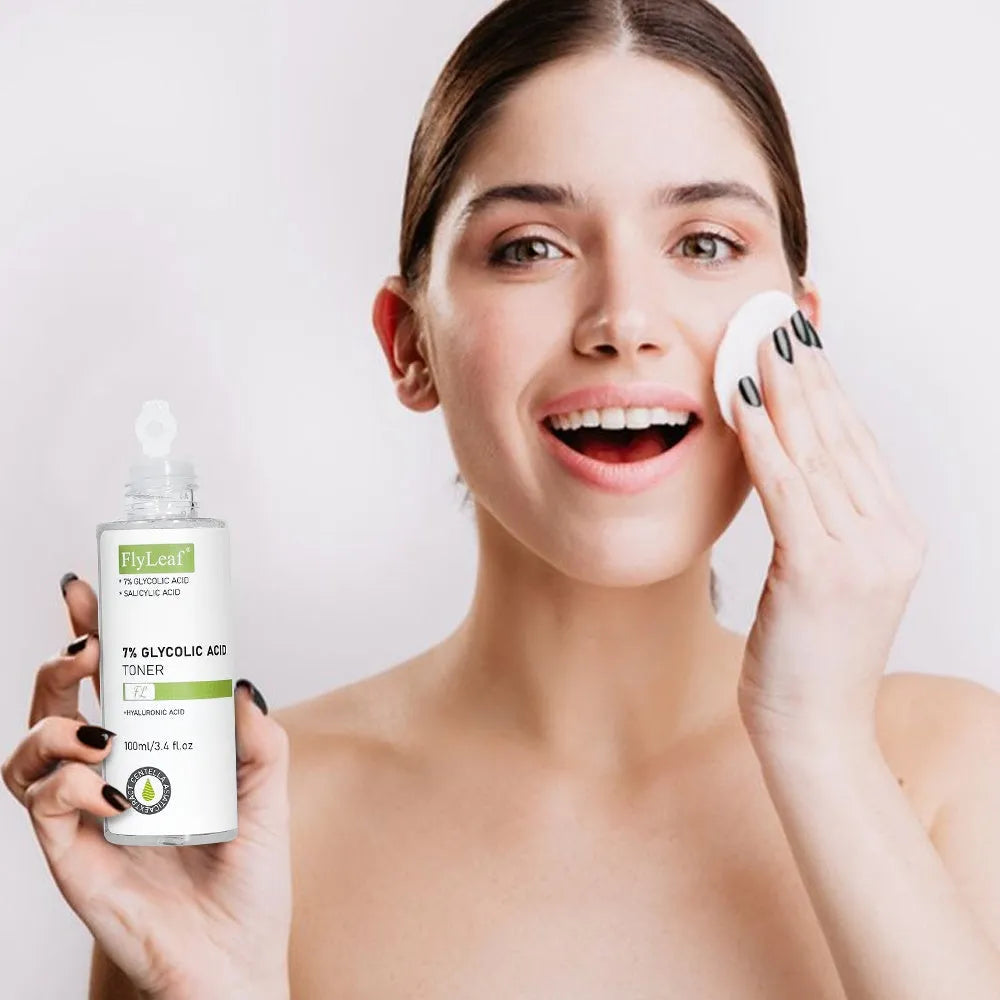 10ml private label night moisturiser cream with Vitamin C, collagen, and retinol in toner format
