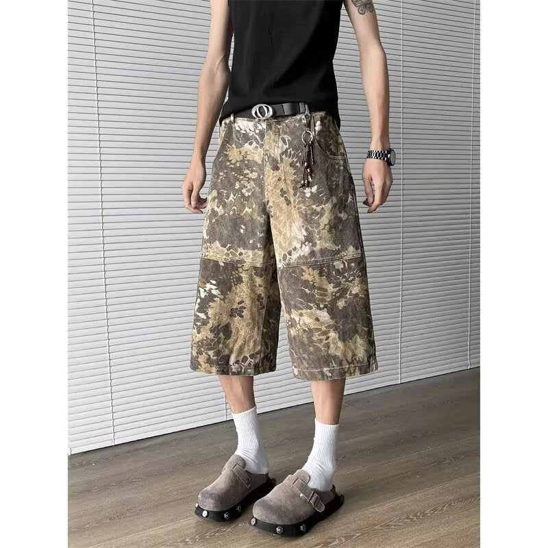 Yellow snake pattern camouflage jeans with cropped length and printed design