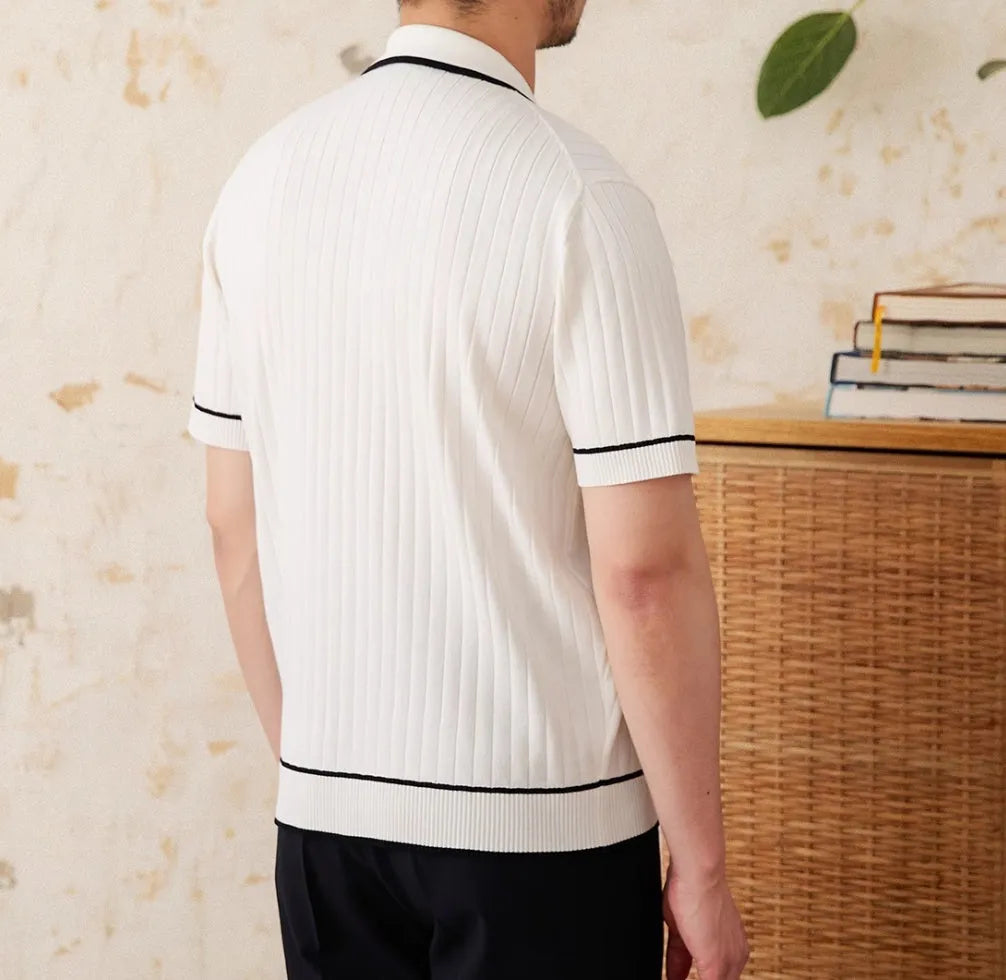 Slim fit men's polo shirt with elastic lapel collar in black and white colour options