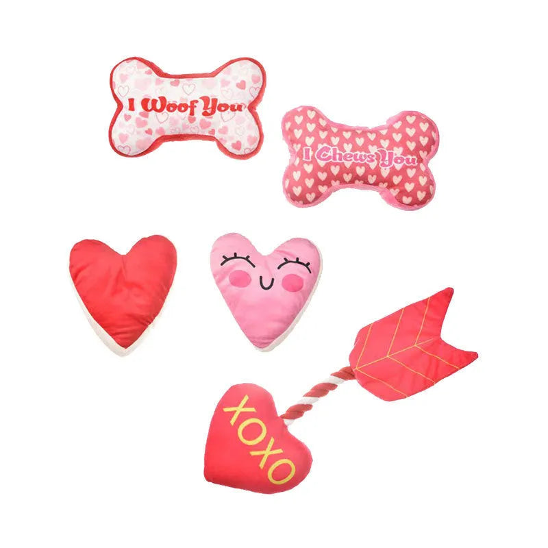 Plush pet dental toy for dogs in four colour options with bite-resistant PP construction