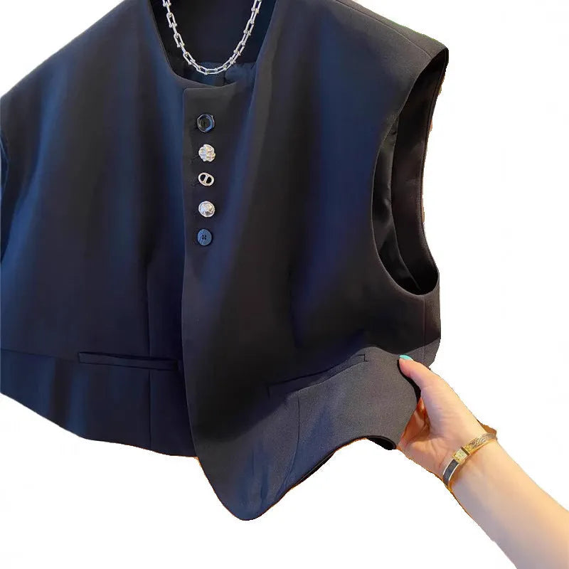 Loose-fitting waistcoat bandage dress with pockets in beige or black colours