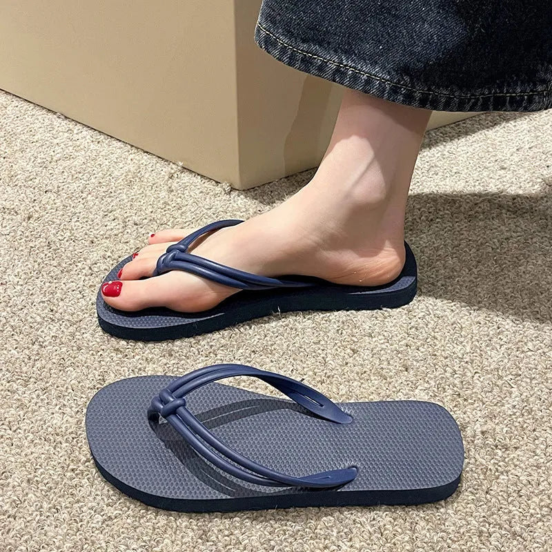 PVC men's casual flip flops with non-slip sole and toe covering in various colours