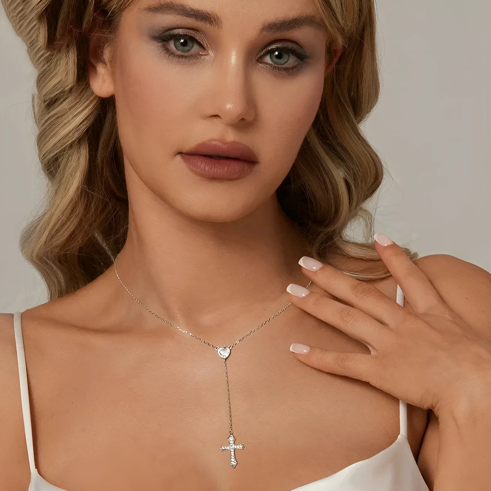Sterling silver cross necklace with V-neck pendant on O-ring chain