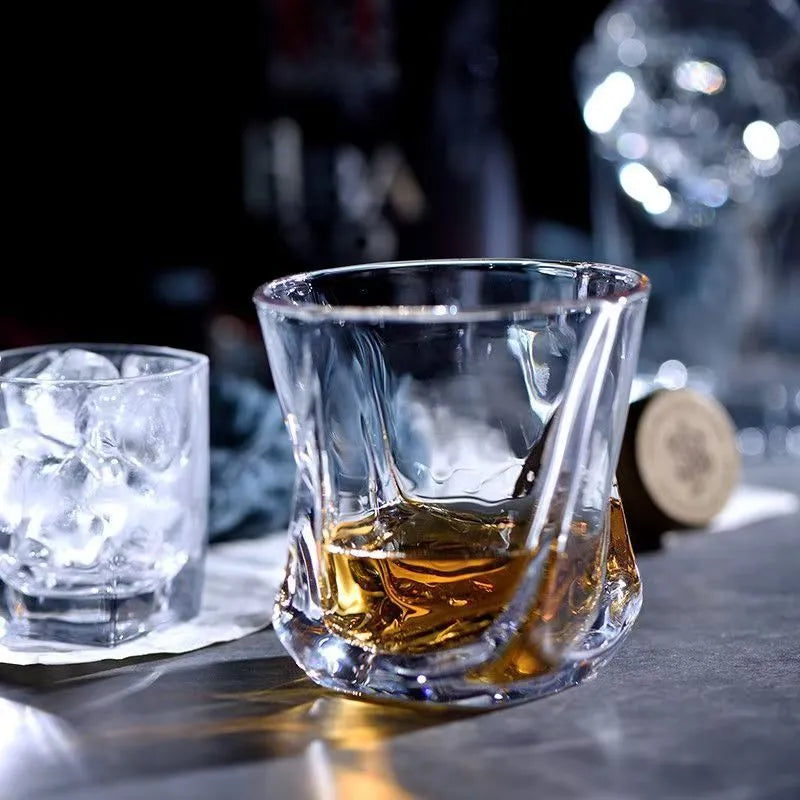 High-grade transparent 150ml swing whisky glass on table