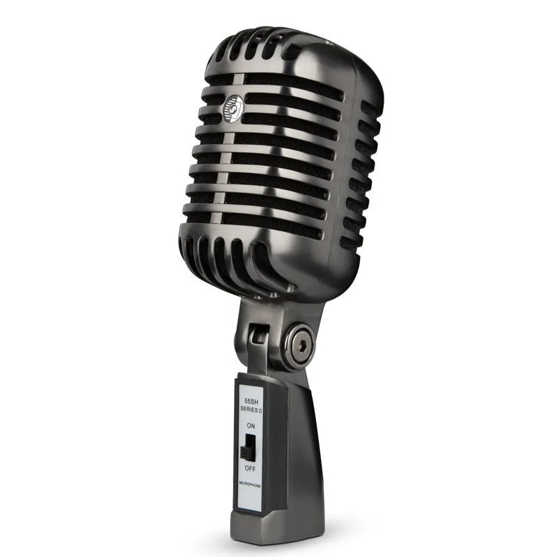Retro-style wireless condenser microphone in FG2 colour for K-song and recording.