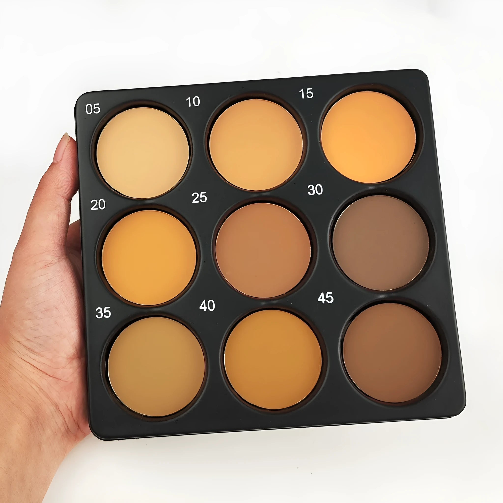 Dark matte 9-colour waterproof makeup palette for punk and fashion styles