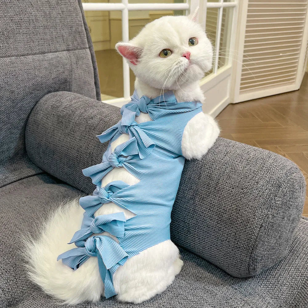 Lace-up polyester cat recovery suit for post-sterilisation surgery in blue colour, size large.