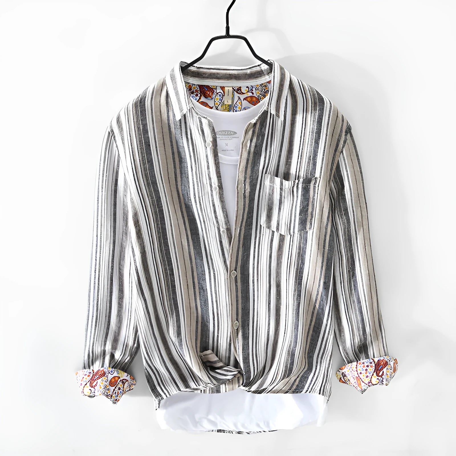 Men's striped linen casual shirt with long sleeves in loose fit for spring summer wear