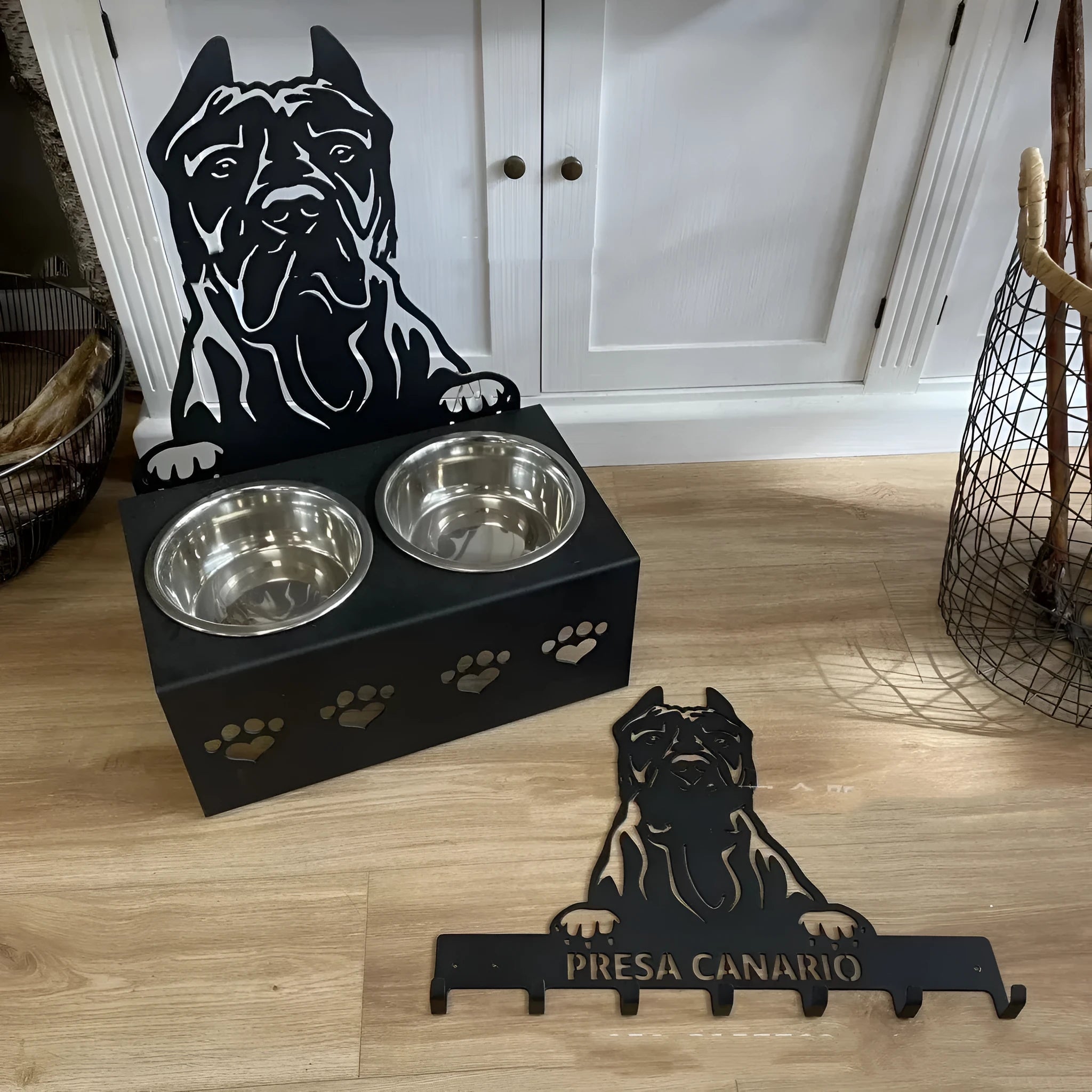 Personalised iron dog bowl holder with custom name engraving in presaccanario colour