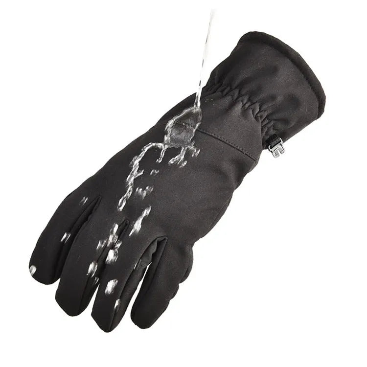 Tactical winter ski gloves with touch screen fingertips and anti-slip grip in camouflage pattern